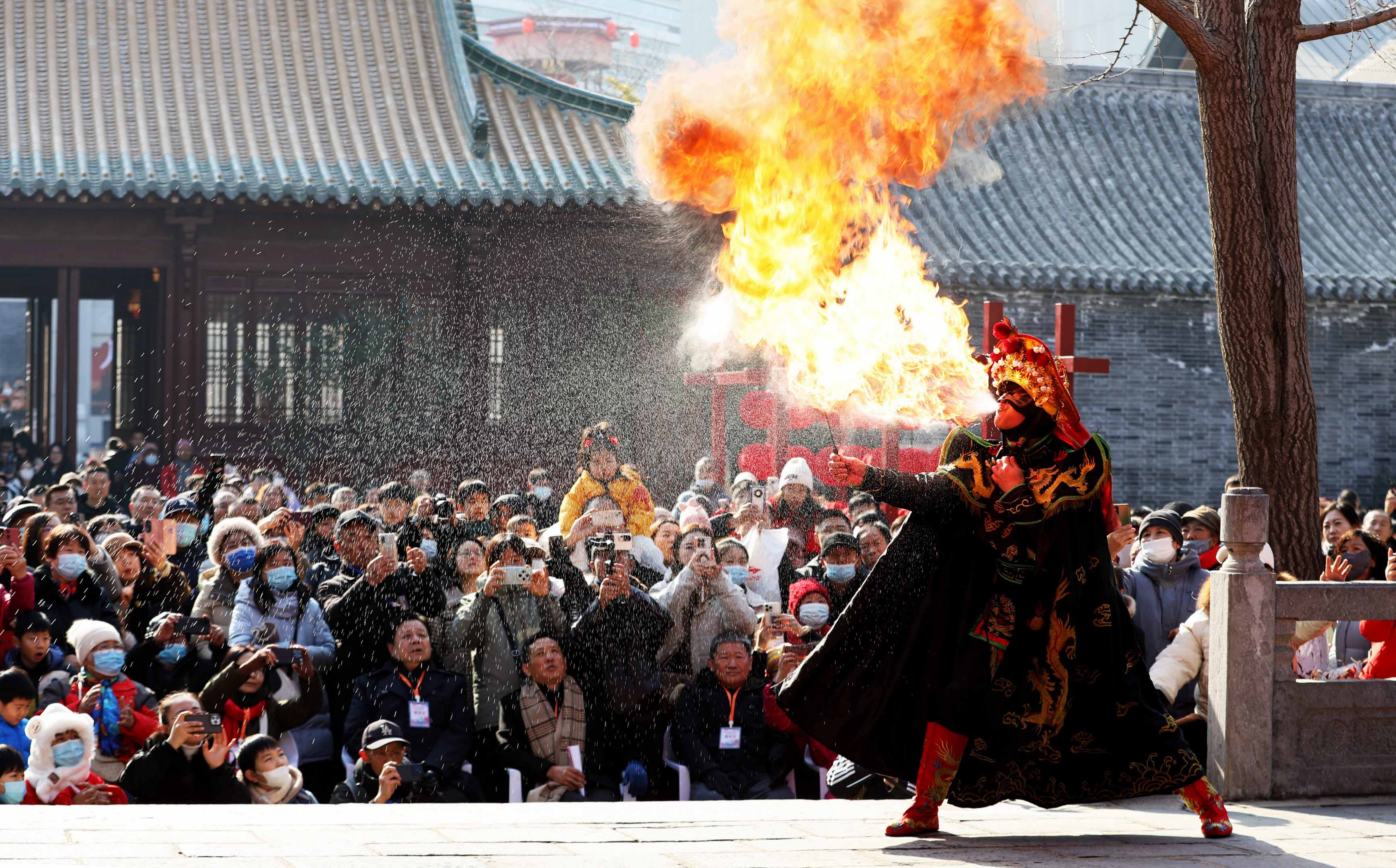 169-2王猛 《传统节目进文庙》 15062125285.jpg