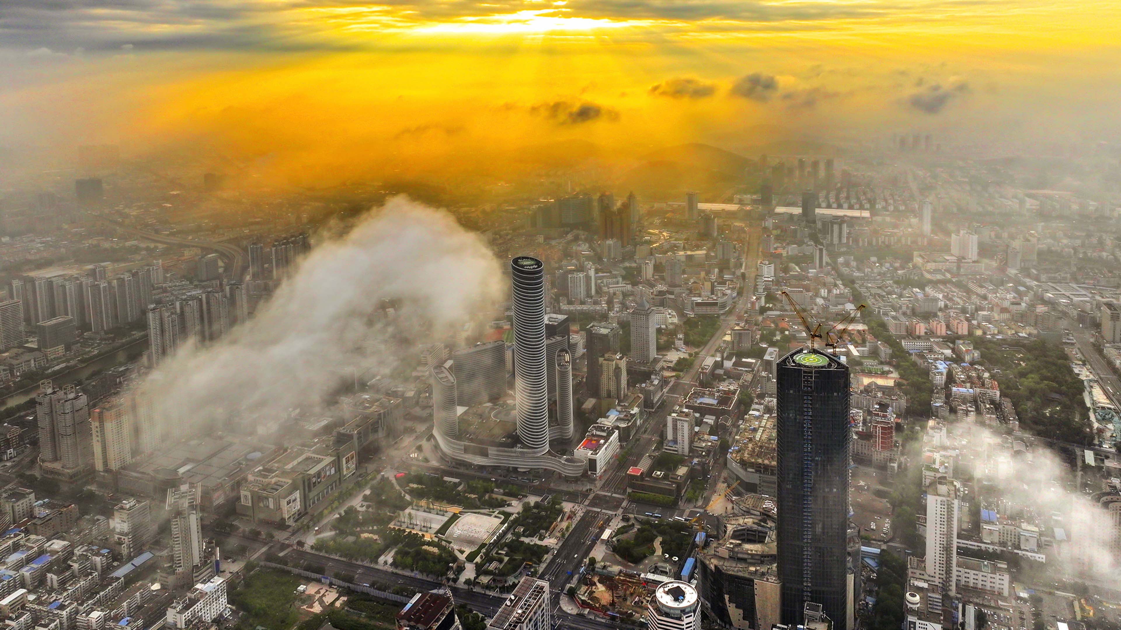 009-02《晨光韵染彭城七里》赵孝民 15952160866.jpg