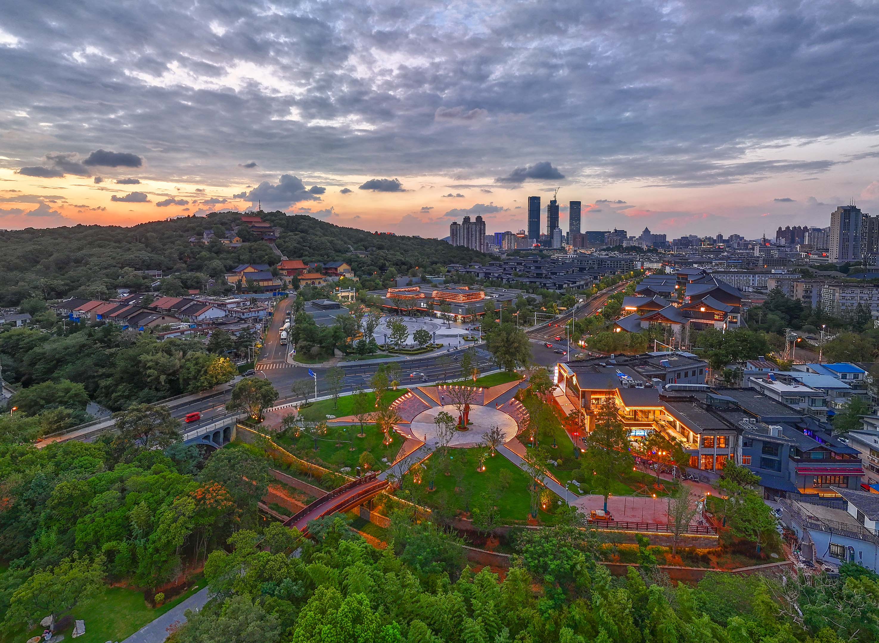 127-1-孙井贤 摄 《古韵新辉 下园墩遗址》 15895223499.jpg